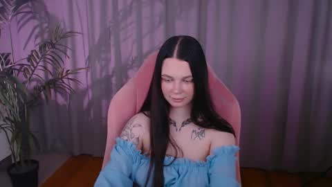 Snapshot of michela_fruet chatting on October 4, 1:22 am Kate online show from October 4, 1:22 am