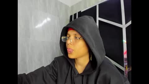 michell_rs online show from February 23, 11:15 am