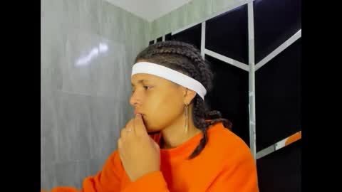 michell_rs online show from February 25, 12:14 am