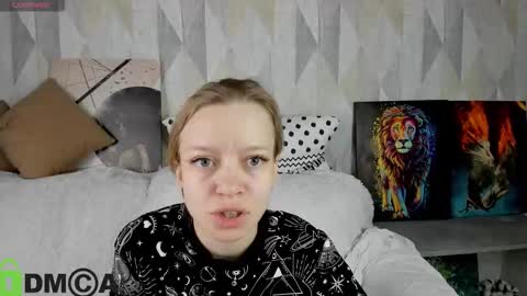 michelle_blond online show from October 8, 9:24 am