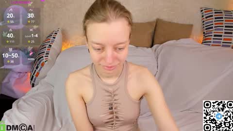 michelle_blond online show from November 29, 9:13 am