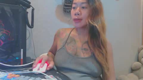 michelle_ux online show from November 23, 1:19 am