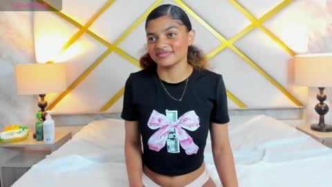 michellebronx online show from June 6, 1:17 pm