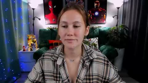 MichelleOrtis online show from December 20, 7:12 am