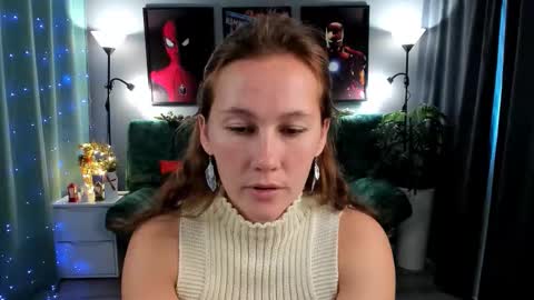 MichelleOrtis online show from December 14, 5:57 am