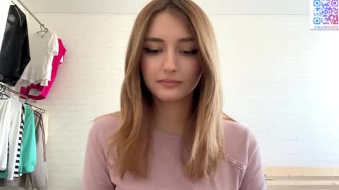 Jenny online show from April 27, 1:52 pm