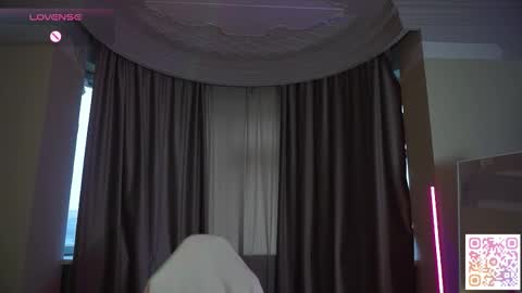 Snapshot of mickeydior chatting on September 25, 12:37 pm mickeydior online show from September 25, 12:37 pm