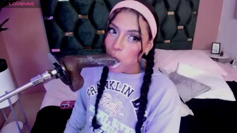 Micki online show from October 30, 12:28 pm