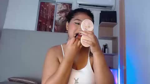 miel online show from March 12, 1:36 pm