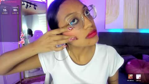 miel_ambar online show from May 28, 3:21 pm