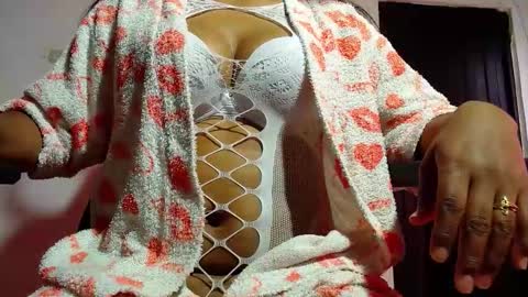 mielsquirt online show from October 1, 3:39 pm