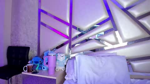 MIA 3 online show from November 12, 6:00 am