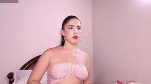 miia_monroy online show from April 15, 10:43 pm