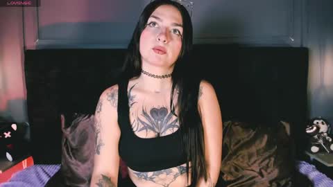 miia_moore_ online show from May 26, 12:37 pm