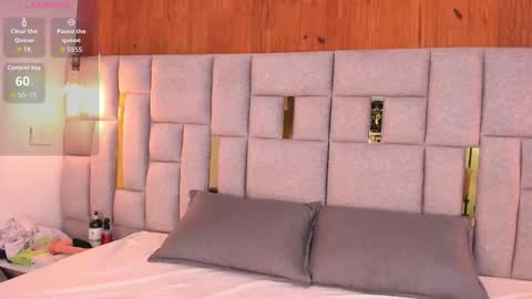 Mia  online show from January 10, 12:10 pm