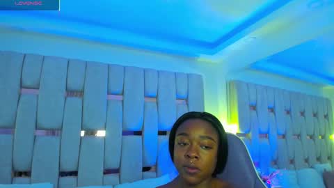 Miia Schwarz  online show from February 5, 10:46 pm