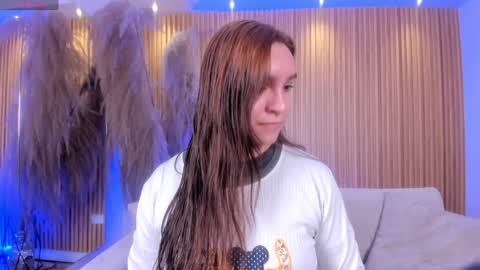 Miia 3 online show from December 20, 11:21 am