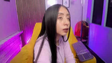 miilu  online show from April 3, 3:48 am