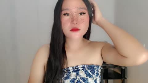 Hi im Avah online show from March 11, 5:44 am