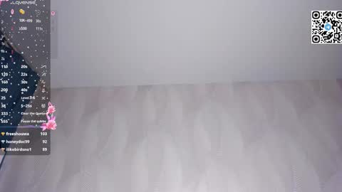 Angel girl online show from March 10, 2:15 am