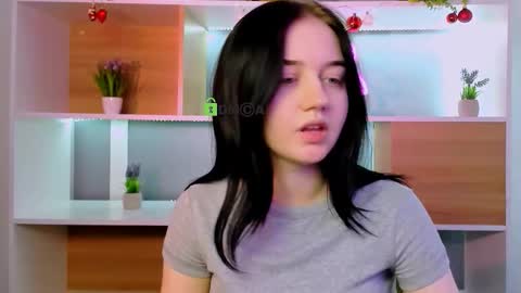 miki_ti online show from January 7, 8:28 am