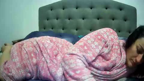 Mikyloveu online show from October 23, 4:35 pm