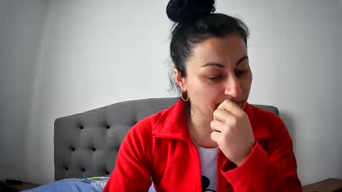 Mikyloveu online show from February 27, 2:21 pm