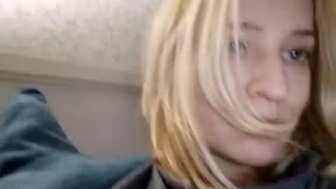 Mila 420 online show from November 18, 10:00 pm