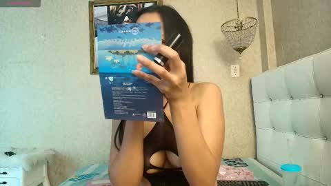 miladiosa online show from November 7, 12:55 pm