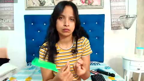 miladiosa online show from October 17, 12:52 pm