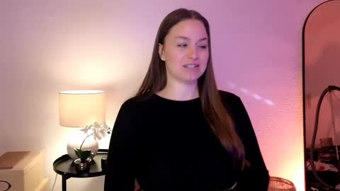 Mila Fleur online show from February 25, 9:09 am