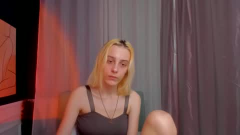 MilaGlow online show from February 10, 3:15 pm