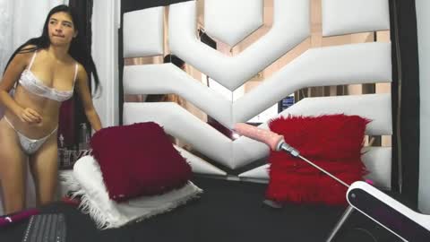 MilaLopezz online show from February 26, 4:16 pm