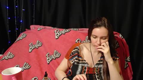 MilAna online show from November 21, 6:21 pm