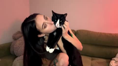 Snapshot of milastretchh chatting on September 29, 9:20 pm MIla and Viki online show from September 29, 9:20 pm