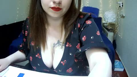 Milaxcute online show from June 3, 4:12 pm