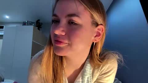 Nika online show from February 23, 9:03 pm