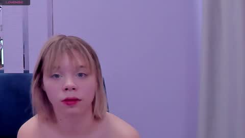Snapshot of milena_brilliant chatting on October 1, 8:08 am Milena online show from October 1, 8:08 am