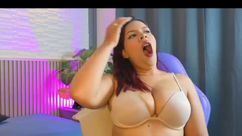 milena_lawson online show from March 31, 1:00 pm