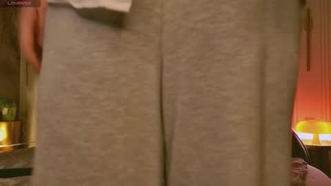 Miley online show from October 13, 6:27 am