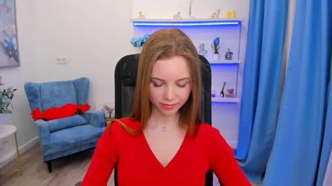 mileygloss online show from March 31, 11:32 am