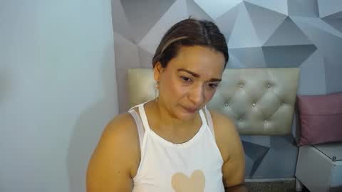 milf_hugeboobs online show from November 12, 10:57 am