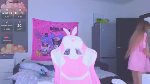 Milia online show from November 6, 10:15 pm