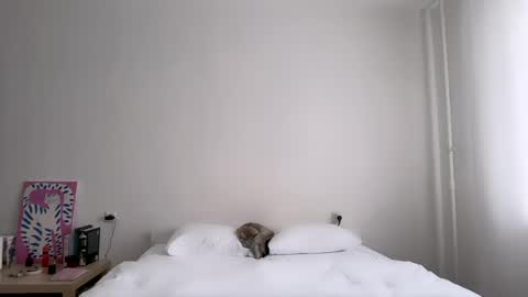 milky__way_ online show from April 15, 1:22 pm