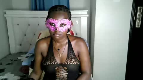 Milkybee online show from December 1, 12:58 am