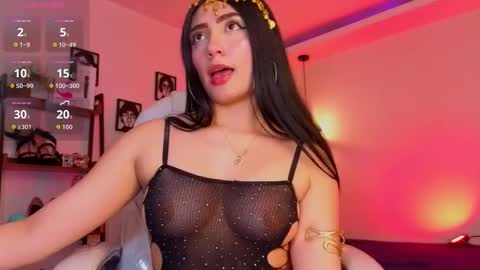 miller_vanessa_ online show from October 31, 10:14 pm