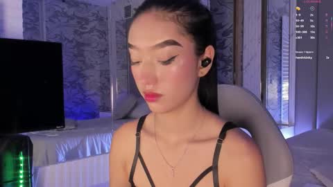 Ana Maria online show from December 19, 1:21 am