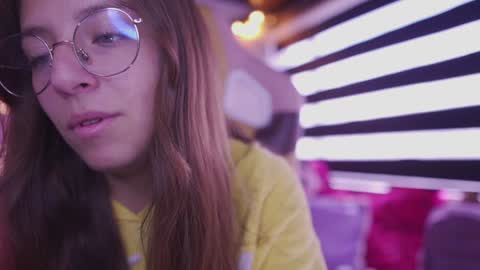 MILLY online show from December 24, 2:33 pm