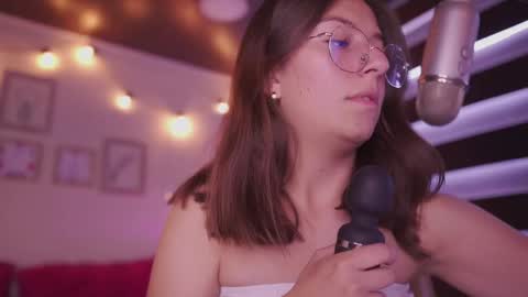 MILLY online show from September 16, 7:00 pm