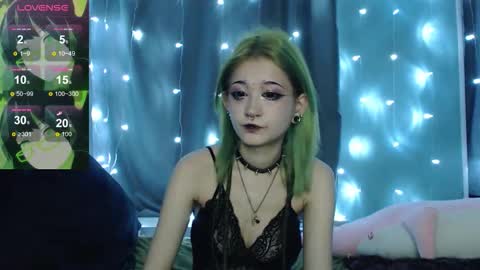 milten_trish online show from January 7, 2:04 am